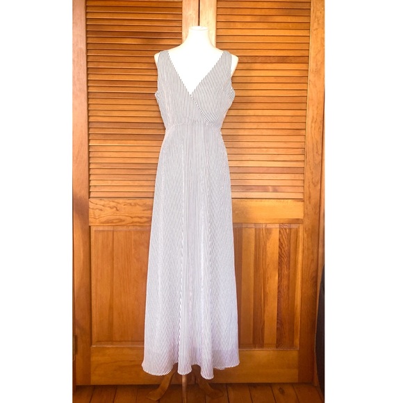 Line + Dot, Striped V-neck maxi dress size M - Picture 2 of 8